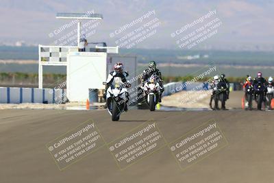 media/Sep-21-2025-TrackDaz (Sun) [[277c75b276]]/C Group/1040am (Turn 1)/